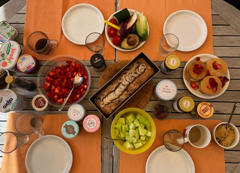 Organic Food Breakfasts for a Healthy Diet: Clean Eating Ideas for Weight Loss and Lasting Energy