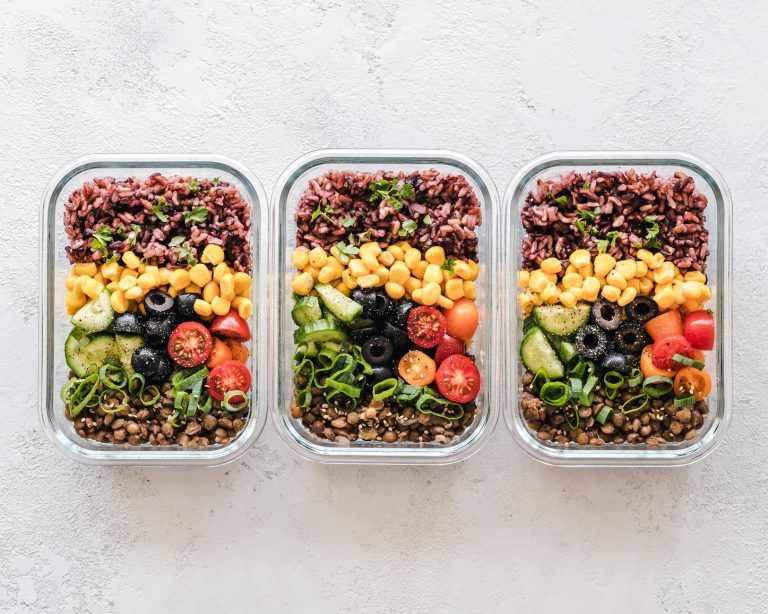 Organic Food, Clean Eating, and a Healthy Diet: How Gut-Friendly Nutrition Supports Weight Loss