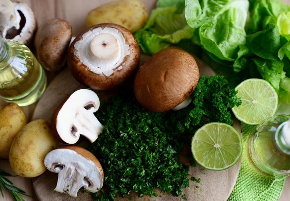 Organic Food for Gut Health: A Clean Eating Guide to Better Digestion, Weight Loss, and Lasting Energy