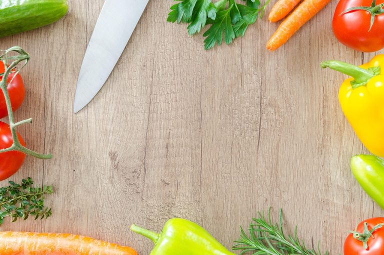Organic Food for Gut Health: A Clean Eating Guide to Weight Loss and Better Digestion