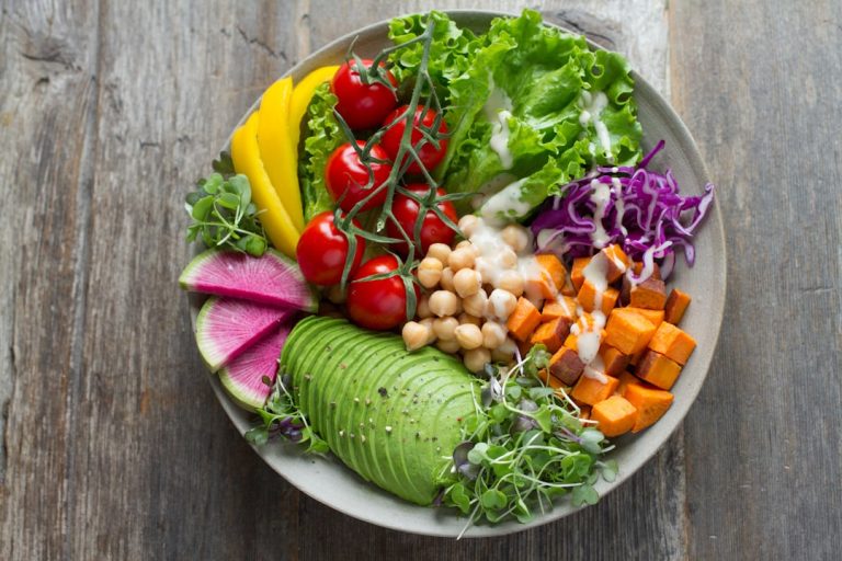 Organic Food for Weight Loss: Clean Eating Choices That Support a Healthy Diet