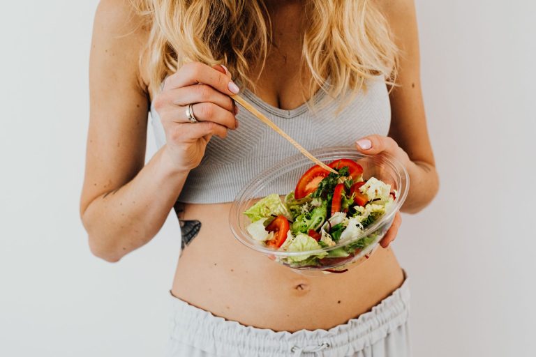 Organic Food for Gut Health: A Clean Eating Guide to Better Digestion and Healthy Weight Loss