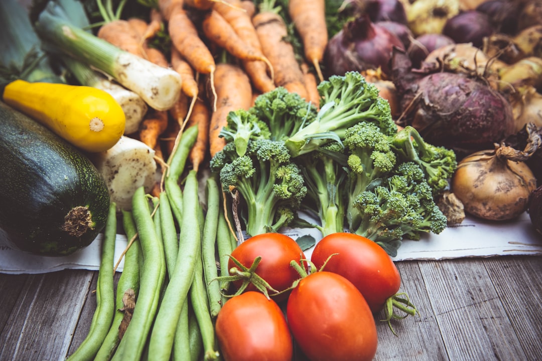 Organic Food for Weight Loss: The Clean Eating Guide to a Healthier, Leaner Lifestyle