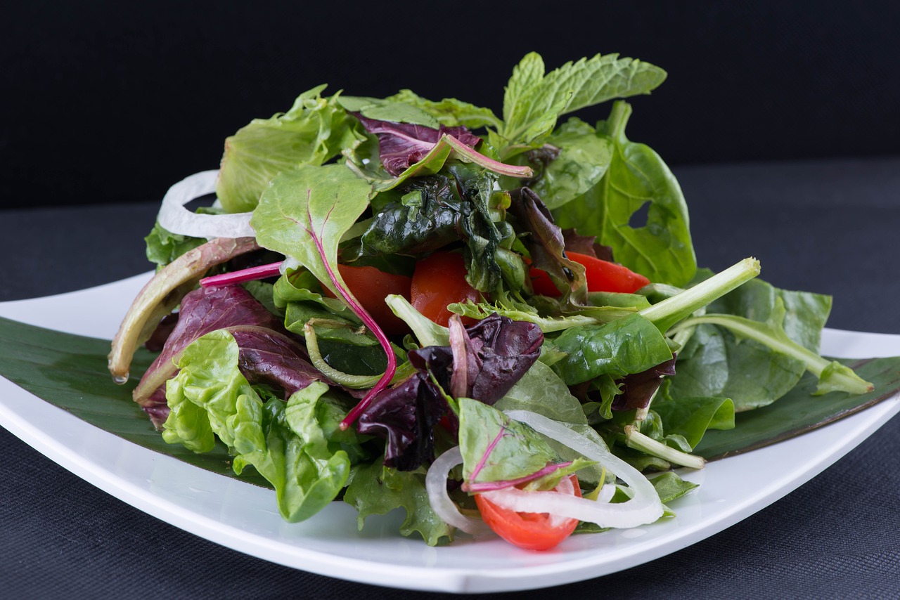 Organic Food for a Healthy Diet: A Clean Eating Guide to Better Digestion and Weight Loss