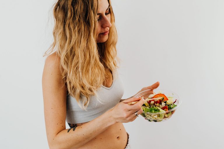 Organic Food for Gut Health: A Clean Eating Guide to Better Digestion and Healthy Weight Loss