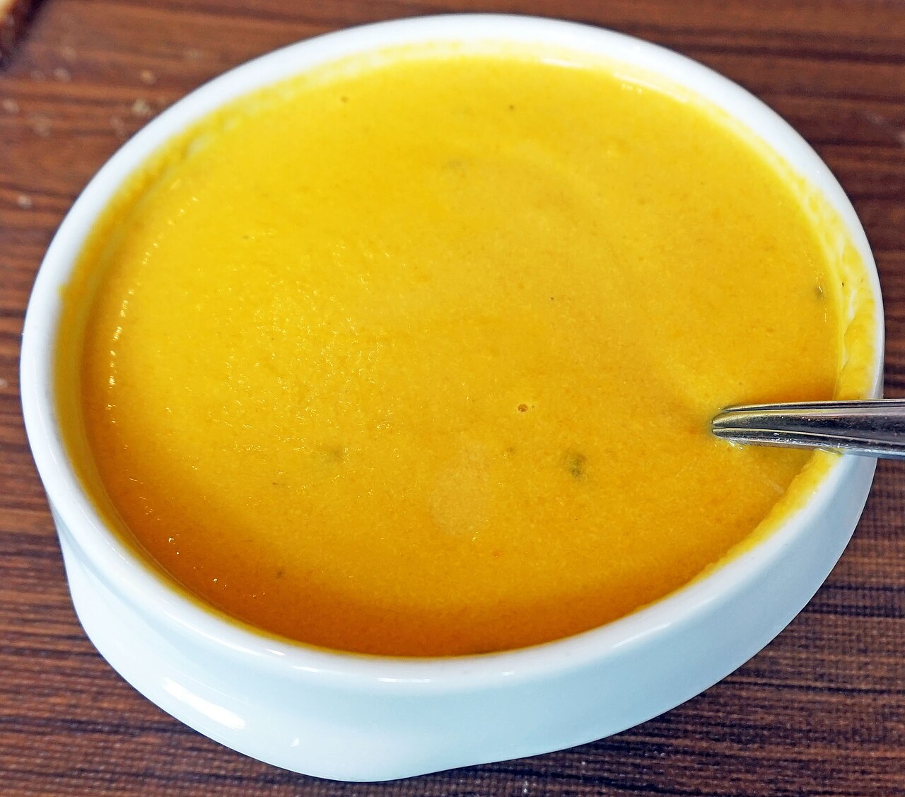 Creamy Carrot Ginger Soup (No Cream)