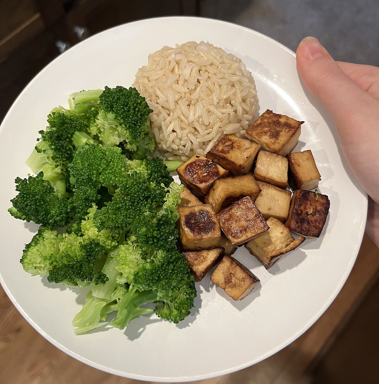 Crispy Baked Tofu with Broccoli and Brown Rice