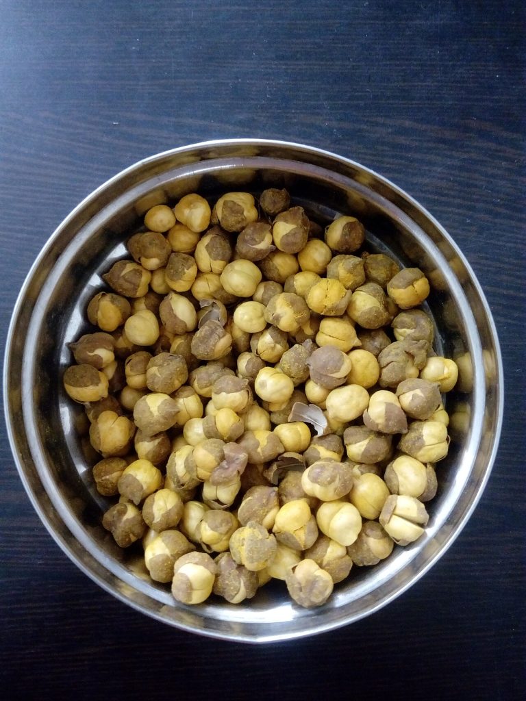 Crispy Roasted Chickpeas, Sweet or Savory