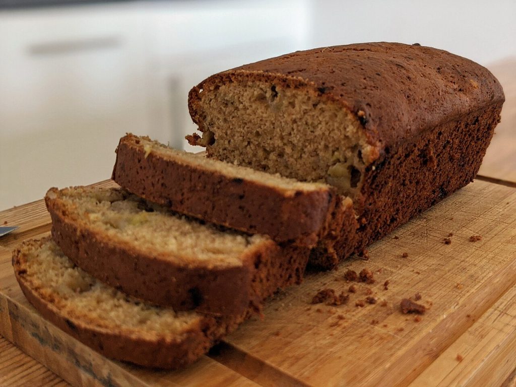 Easy Banana Bread with Brown Sugar and Cinnamon