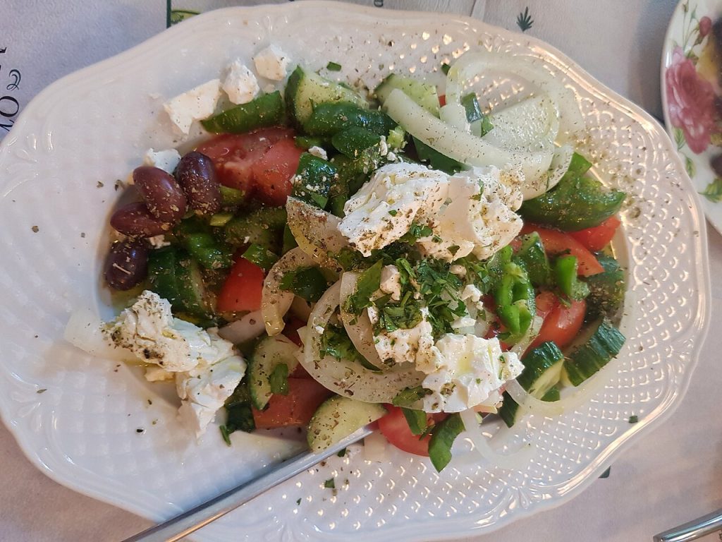 Classic Greek Village Salad (Horiatiki)
