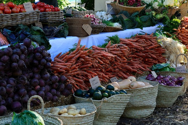 How to Choose and Store Organic Produce So It Lasts
