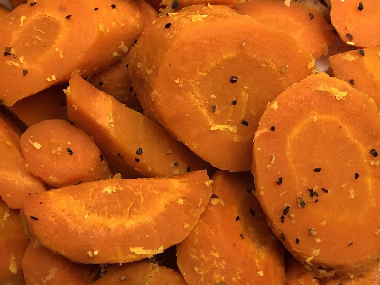 Oven-Roasted Carrot Sticks with Yogurt-Tahini Dip