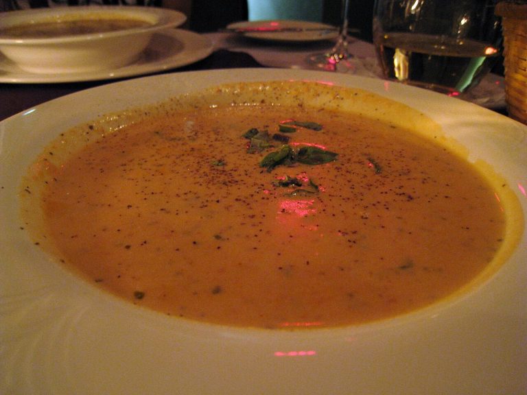 Roasted Tomato Basil Soup